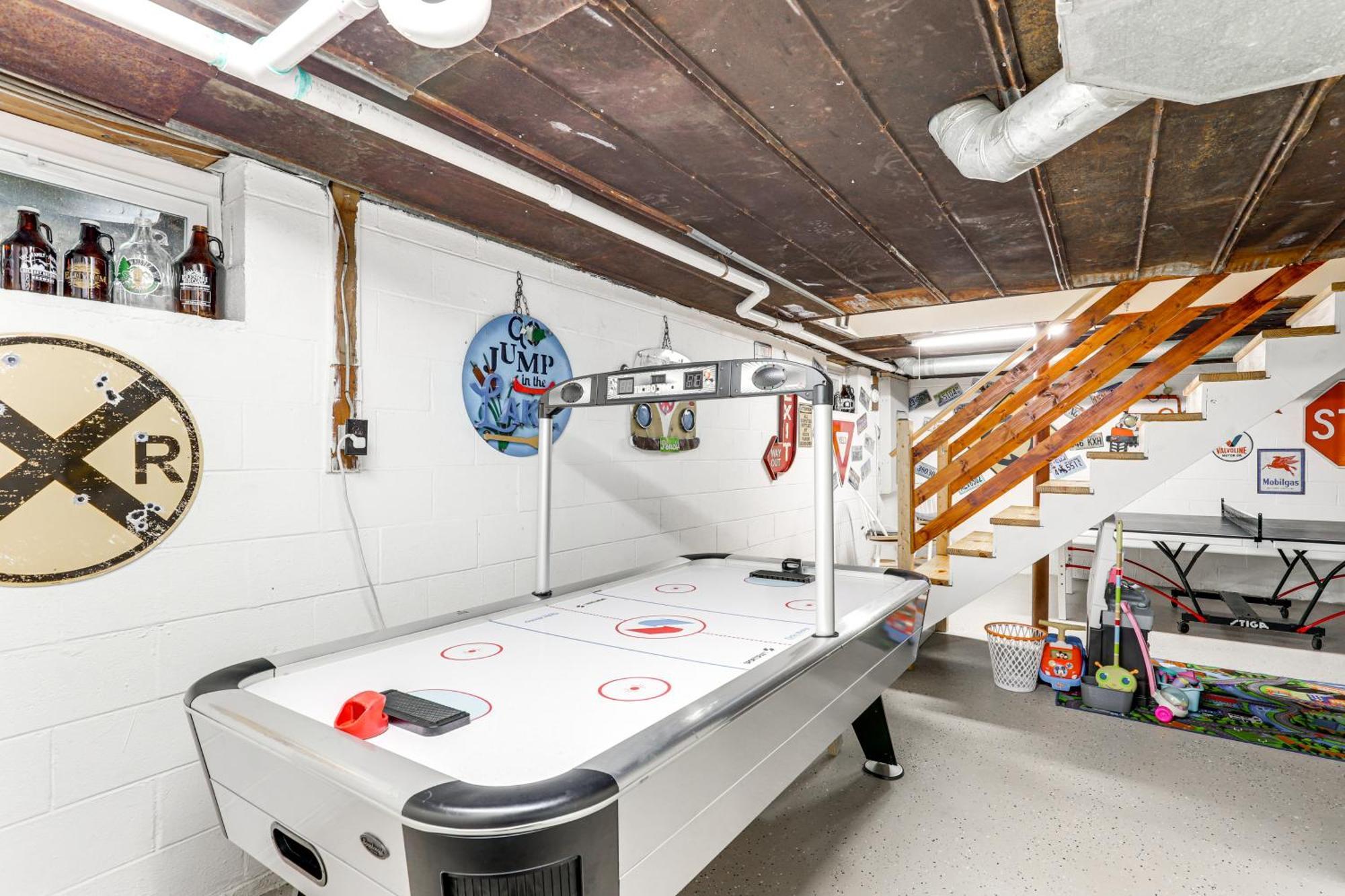 Updated Marshall Home With Fire Pit And Game Room! Exteriör bild
